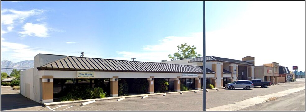 4425-4433 E Broadway Blvd, Tucson, AZ à louer - Photo de l’immeuble – Image 1 sur 3