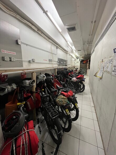 132 Orchard St, New York, NY à louer - Photo de l’immeuble – Image 2 sur 7