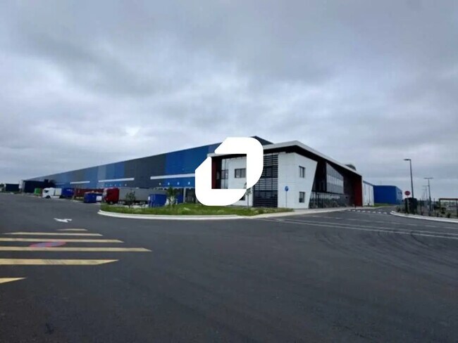 Plus de détails pour Industriel/Logistique à louer