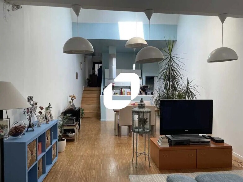 Bureau dans Arcueil à louer - Photo de l’immeuble – Image 1 sur 9