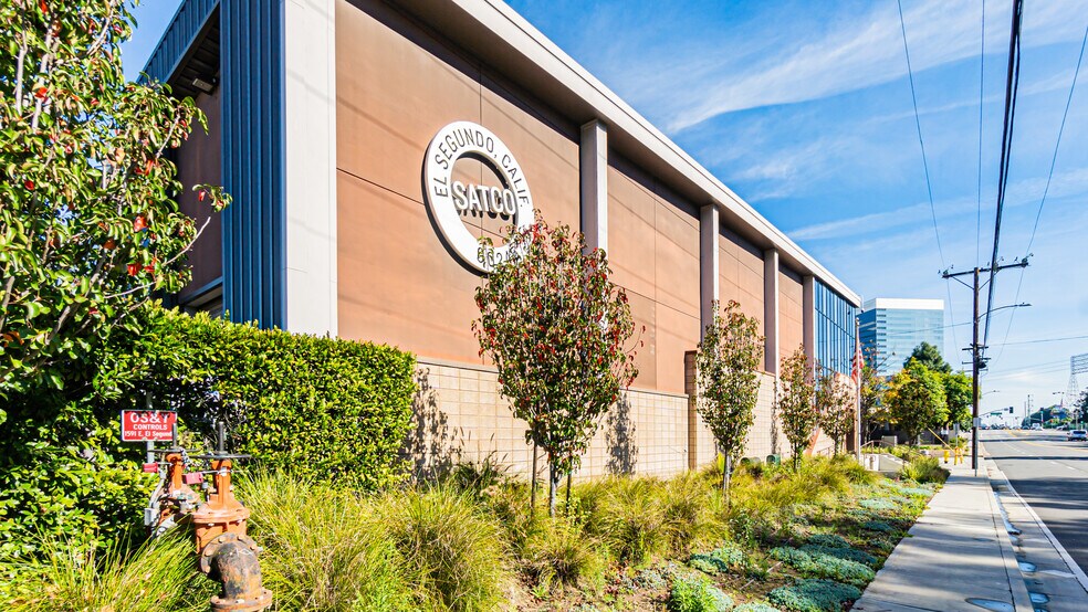 1591 E El Segundo Blvd, El Segundo, CA à vendre - Photo de l’immeuble – Image 2 sur 3