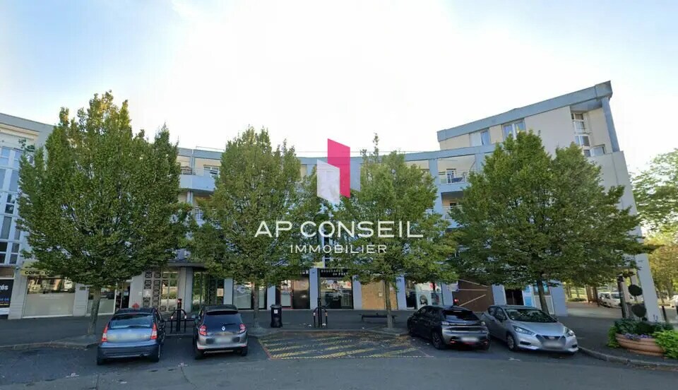  dans Montigny-le-Bretonneux à vendre Photo principale– Image 1 sur 1