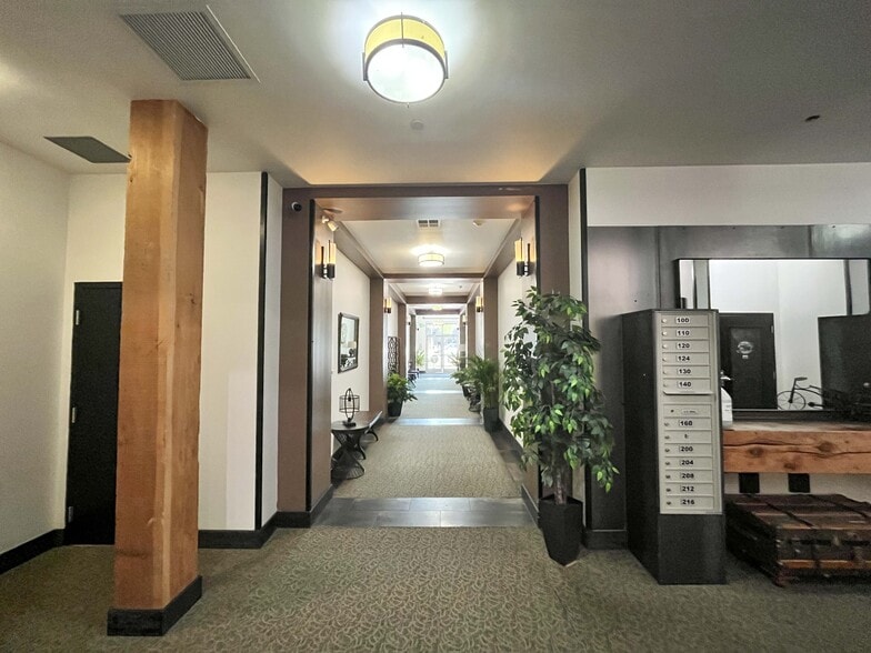 249 Liberty St NE, Salem, OR à louer - Photo intérieure – Image 3 sur 31