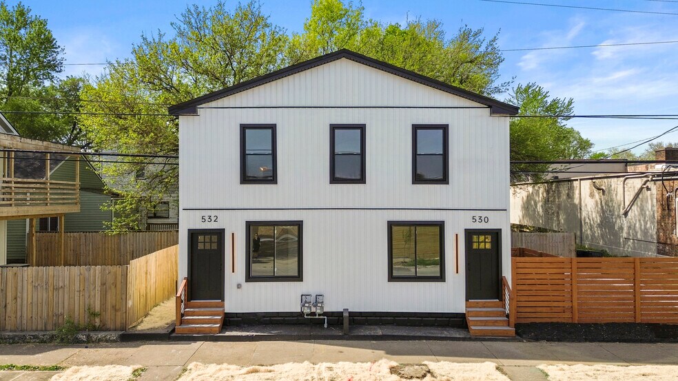 530 E Burnett Ave, Louisville, KY à vendre - Photo de l’immeuble – Image 2 sur 52