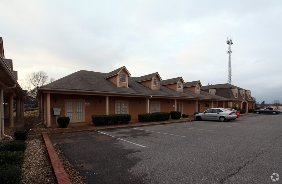 917 Ferncliff Cv, Southaven, MS à louer - Photo principale – Image 1 sur 5