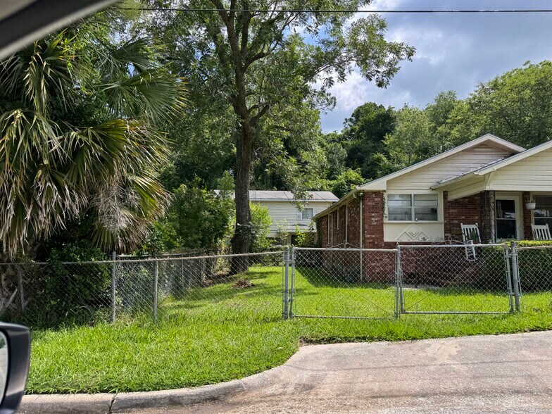 1480 Park Ave, Waycross, GA à vendre - Photo de l’immeuble – Image 3 sur 22