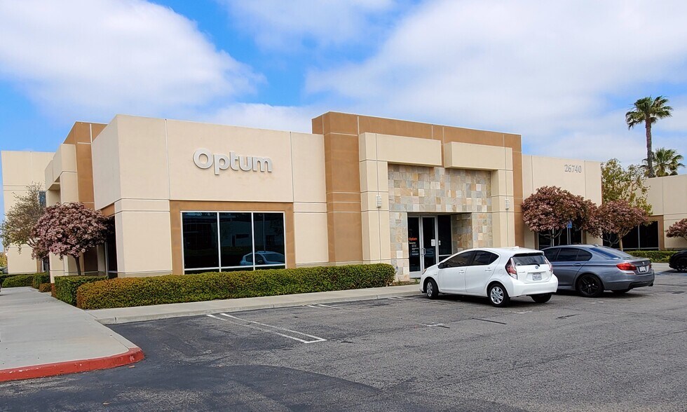26740 Towne Centre Dr, Foothill Ranch, CA à vendre - Photo de l’immeuble – Image 3 sur 27