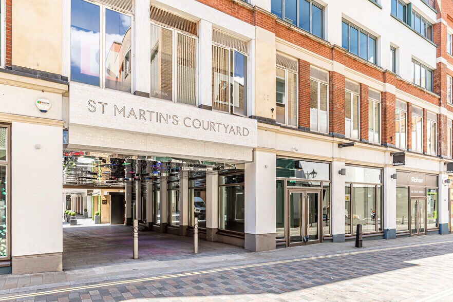 101 St. Martin's Ln, Londres à louer - Photo de l’immeuble – Image 3 sur 45