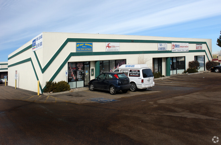 261 Airport Blvd, Aurora, CO à louer - Photo principale – Image 1 sur 8