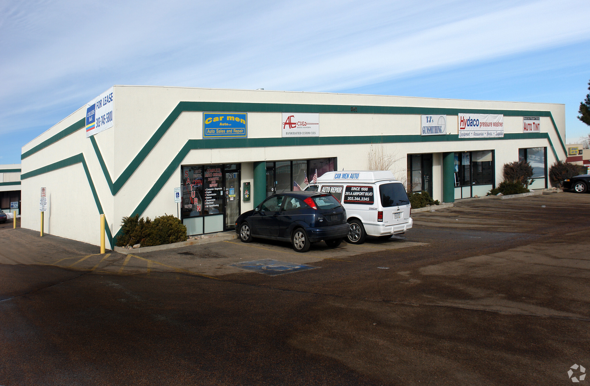 261 Airport Blvd, Aurora, CO à louer Photo principale– Image 1 sur 9