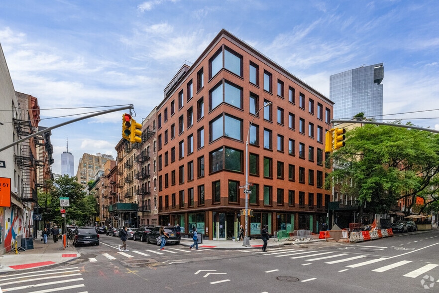 182 Spring St, New York, NY à vendre - Photo de l’immeuble – Image 2 sur 8