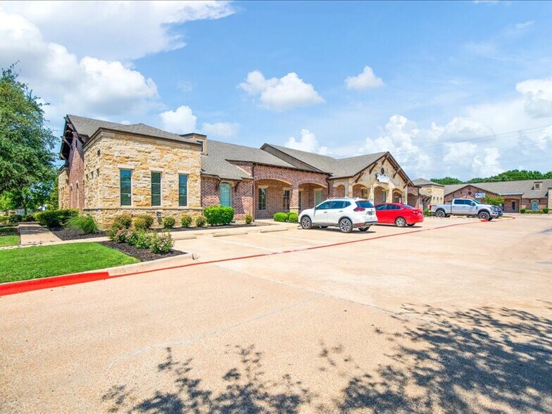4821 Merlot Ave, Grapevine, TX à vendre - Photo principale – Image 1 sur 14