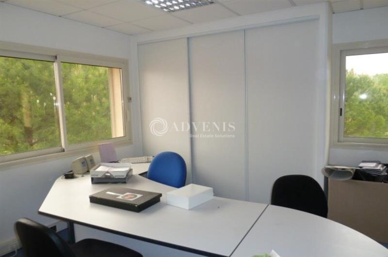 Bureau dans Migron à vendre - Photo intérieure – Image 2 sur 6