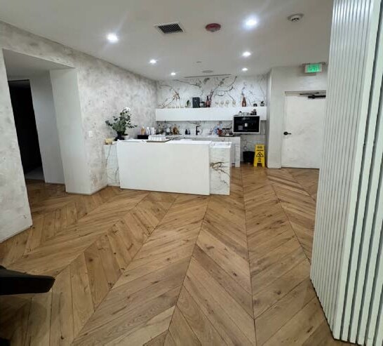 228-230 S Beverly Dr, Beverly Hills, CA à louer - Photo intérieure – Image 3 sur 11