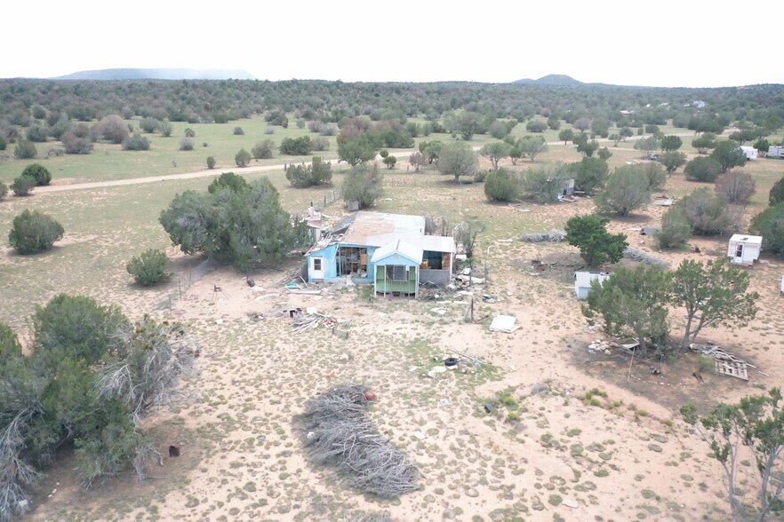 58180 Calle Isabel, Seligman, AZ à vendre - Photo de l’immeuble – Image 3 sur 45