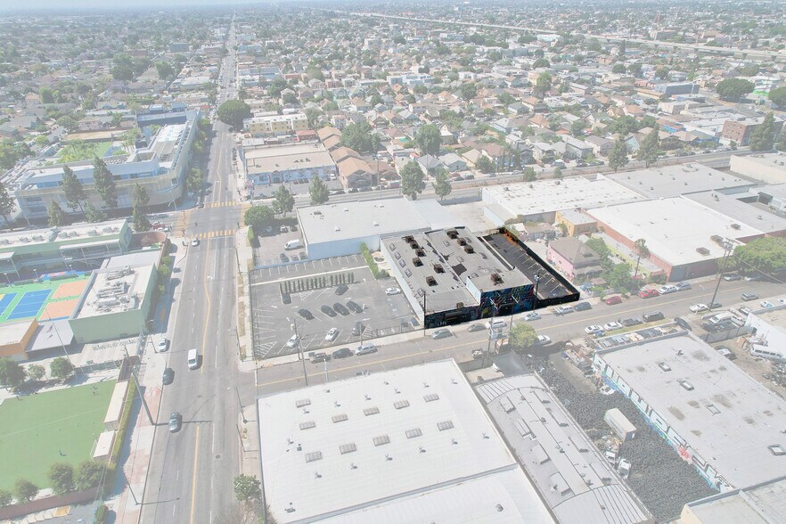 126 W 39th St, Los Angeles, CA à louer - Aérien – Image 2 sur 11