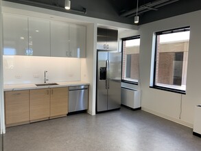 209 Madison St, Alexandria, VA à louer Photo intérieure– Image 1 sur 5