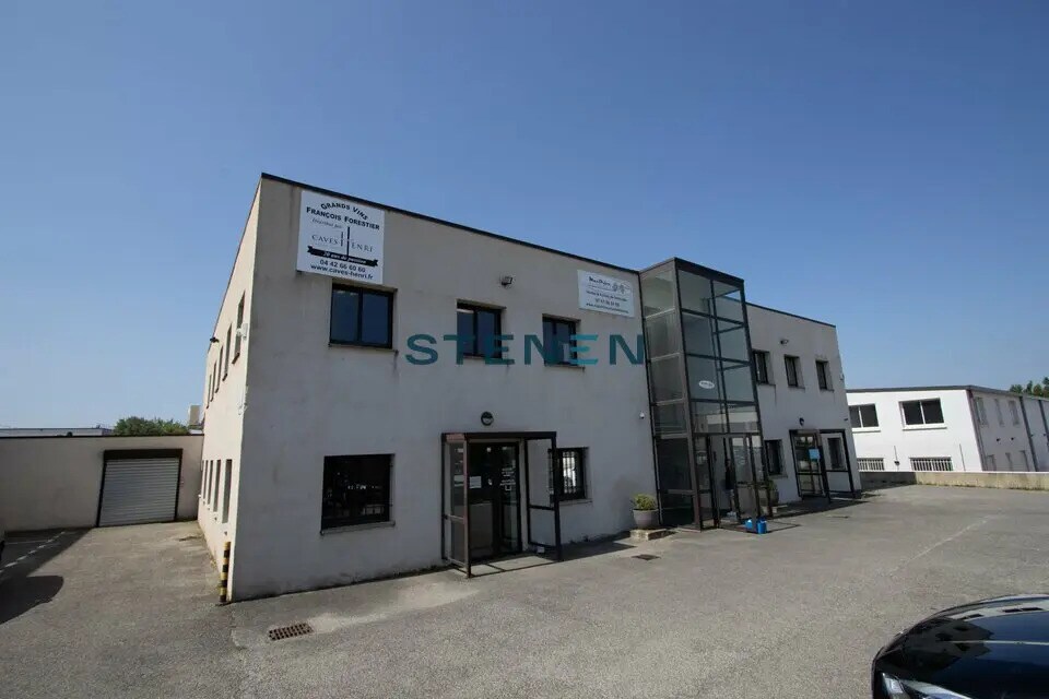 Bureau dans Éguilles à louer Photo principale– Image 1 sur 8