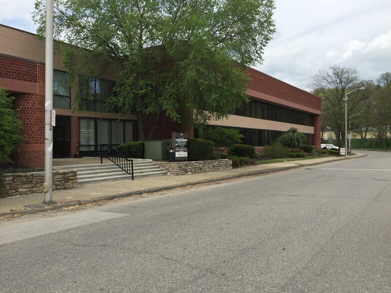 324-330 Grove St, Worcester, MA à louer - Photo de l’immeuble – Image 3 sur 4