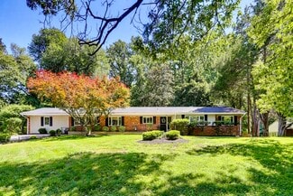 Plus de détails pour 515 Apple Grove Rd, Silver Spring, MD - Santé à vendre