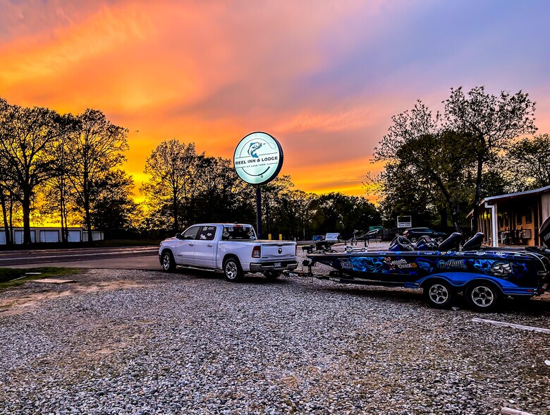 2784 W State Highway 154, Quitman, TX à vendre - Photo de l’immeuble – Image 1 sur 34