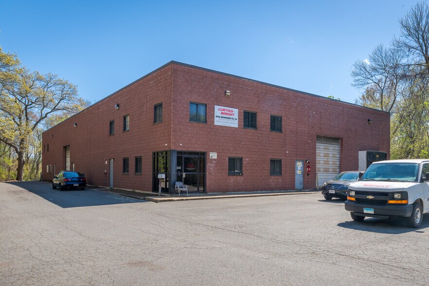1 Nablus Rd, Wakefield, MA à louer - Photo de l’immeuble – Image 1 sur 40