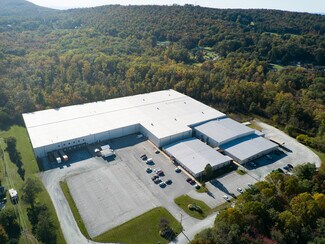 Plus de détails pour 15200 NBN Way, Blue Ridge Summit, PA - Industriel/Logistique à vendre