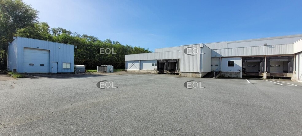 Industriel/Logistique dans Civrieux-d'Azergues à vendre - Photo de l’immeuble – Image 3 sur 16