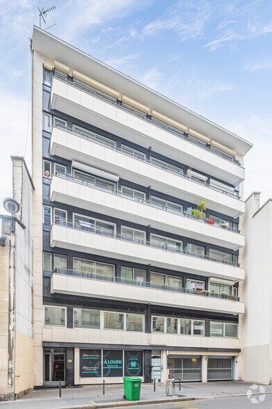 101 Rue De Vaugirard, Paris à louer - Photo de l’immeuble – Image 3 sur 4