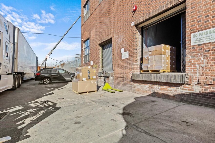 129 26th St, Brooklyn, NY à louer - Photo de l’immeuble – Image 3 sur 4