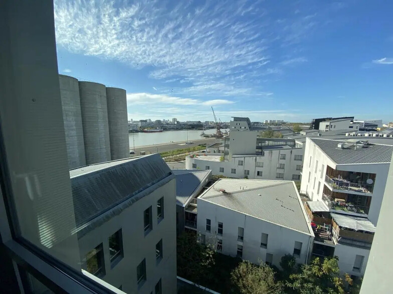 Bureau dans Bordeaux à louer - Photo de l’immeuble – Image 2 sur 7