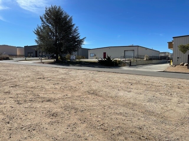 20601 Santa Lucia St, Tehachapi, CA à vendre Photo principale– Image 1 sur 3