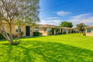 Plus de détails pour 121-127 N Pennsylvania Ave, Glendora, CA - Logement à vendre