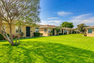 Plus de détails pour 121-127 N Pennsylvania Ave, Glendora, CA - Logement à vendre