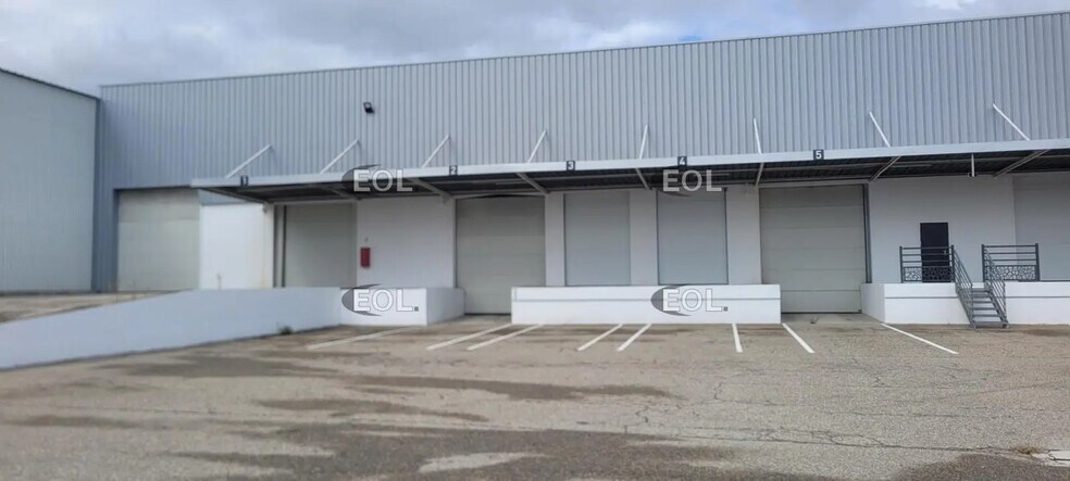 Industriel/Logistique dans Corbas à louer - Photo de l’immeuble – Image 2 sur 10