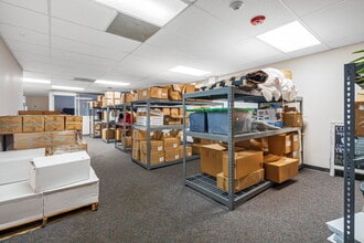 6801 E Hillsborough Ave, Tampa, FL à vendre Photo intérieure– Image 2 sur 63