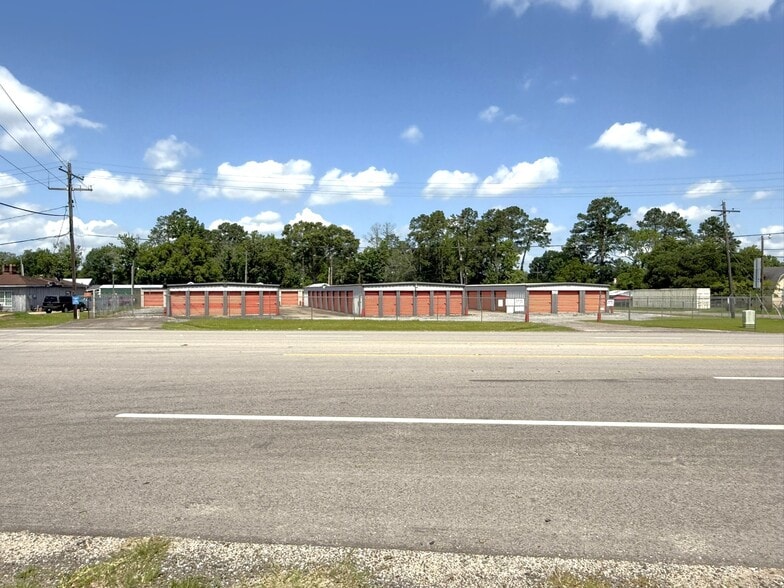 4497 Main St, Vidor, TX à vendre - Photo de l’immeuble – Image 2 sur 16