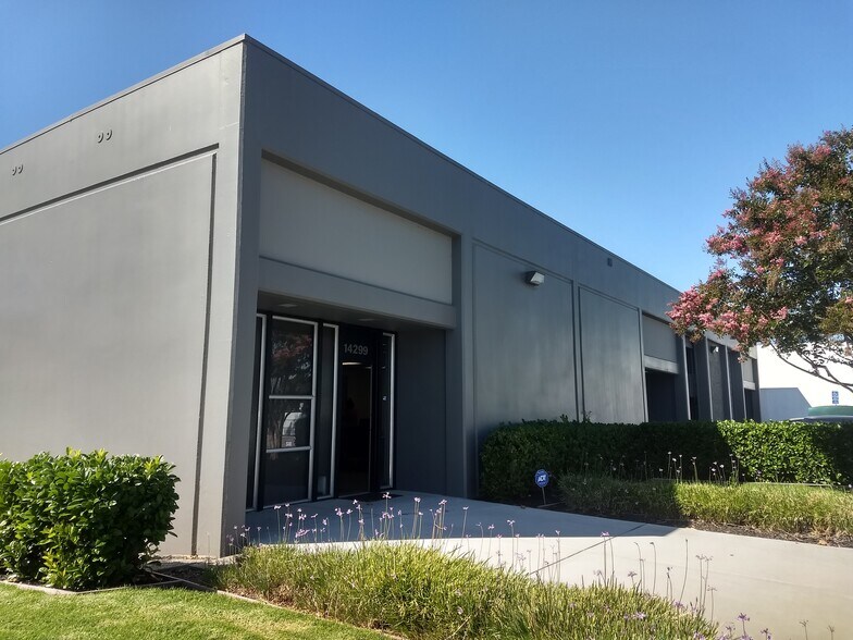 14295-14299 Wicks Blvd, San Leandro, CA à louer - Photo de l’immeuble – Image 1 sur 3