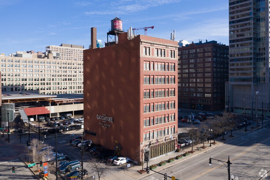 527 S wells St, Chicago, IL à louer - Photo de l’immeuble – Image 2 sur 4