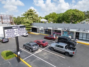 717 NE 79th St, Miami, FL à louer Photo intérieure– Image 1 sur 4