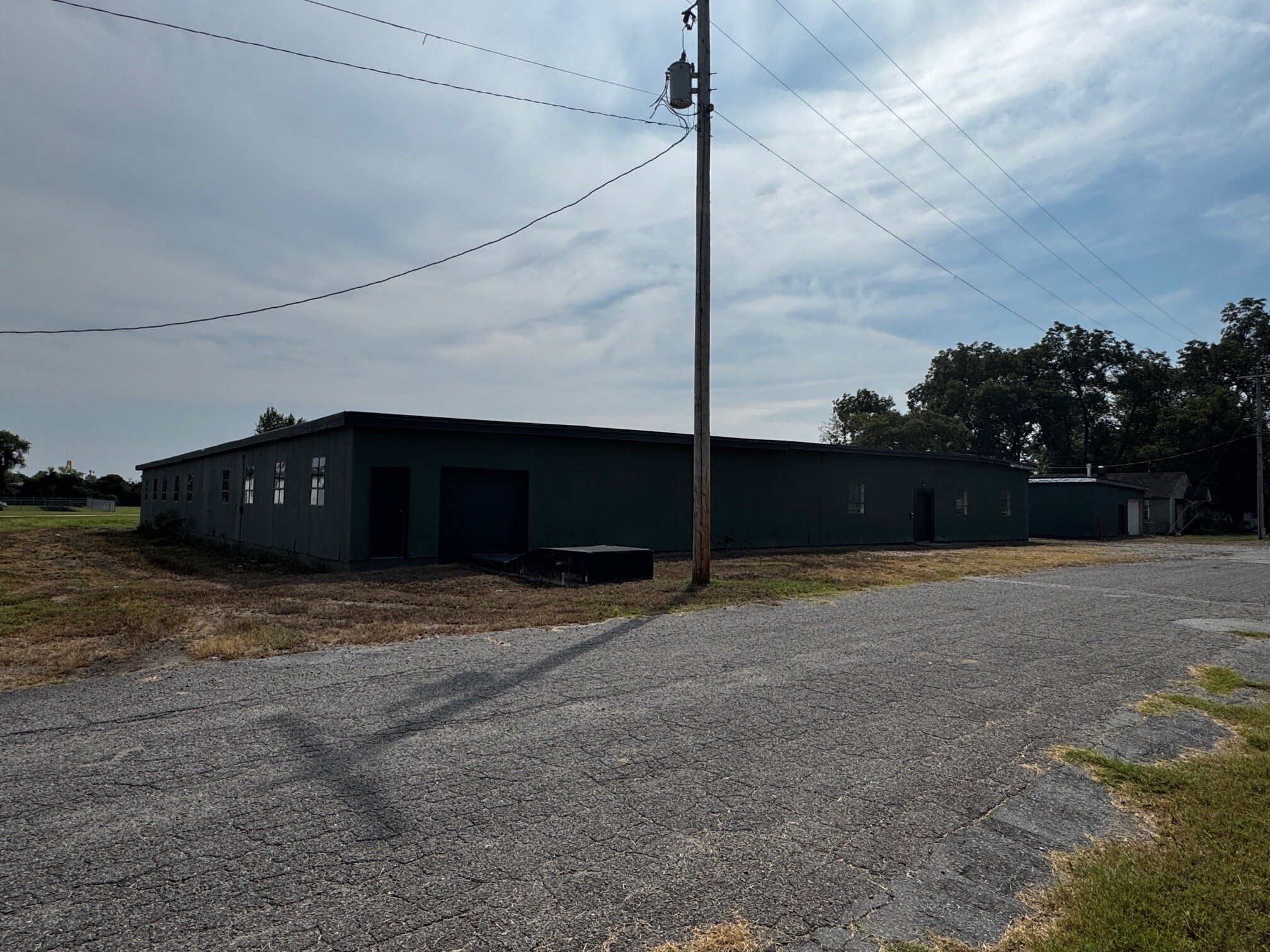 400-404 Dixie Ln, North Little Rock, AR à vendre Photo de l’immeuble– Image 1 sur 18