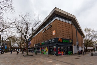 Plus de détails pour 38-46 High St, Watford - Sports et loisirs à vendre