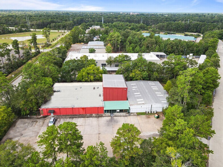 1625 Airport Rd, Conroe, TX à vendre - Aérien – Image 1 sur 15
