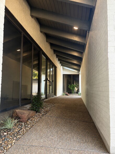 3132 W 5th St, Fort Worth, TX à louer - Photo de l’immeuble – Image 3 sur 20