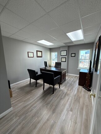 Plus de détails pour 120 S Olive Ave, West Palm Beach, FL - Bureau à louer