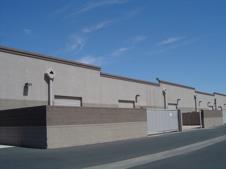 170 S William Dillard Dr, Gilbert, AZ à vendre - Photo de l’immeuble – Image 3 sur 30