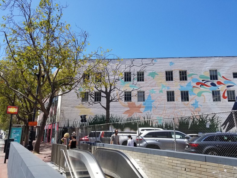 1540 Market St, San Francisco, CA à louer - Photo de l’immeuble – Image 1 sur 2