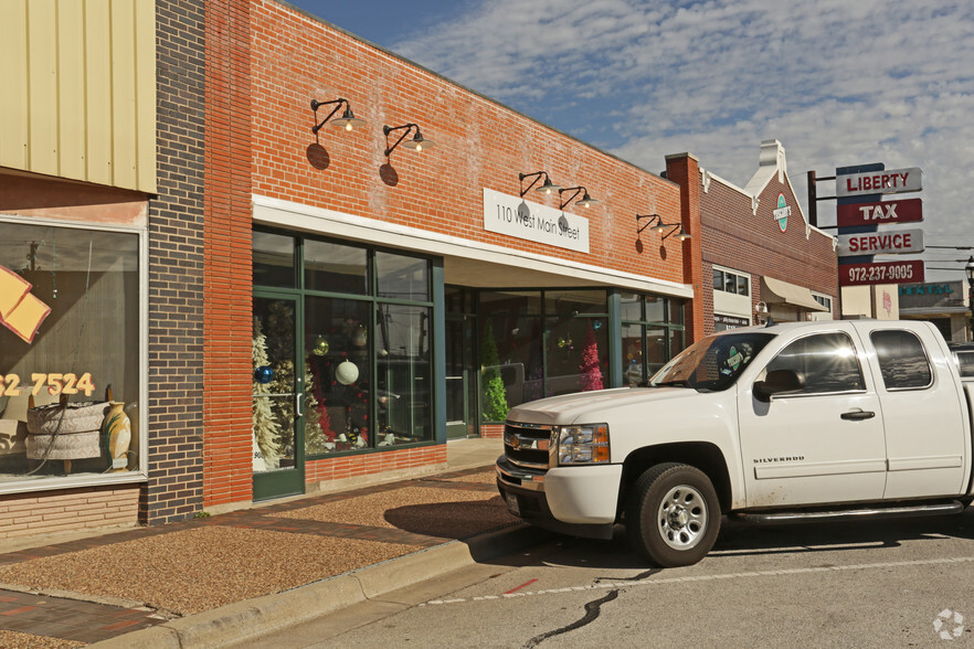 110 W Main St, Grand Prairie, TX à louer - Photo de l’immeuble – Image 3 sur 13