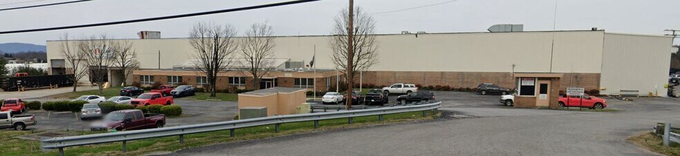 325 Industrial Ave, Morristown, TN à louer - Photo de l’immeuble – Image 3 sur 18