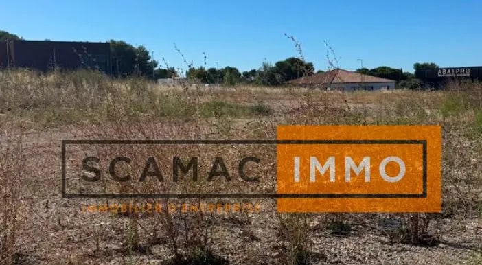 Terrain dans Lambesc à louer Photo de l’immeuble– Image 1 sur 4